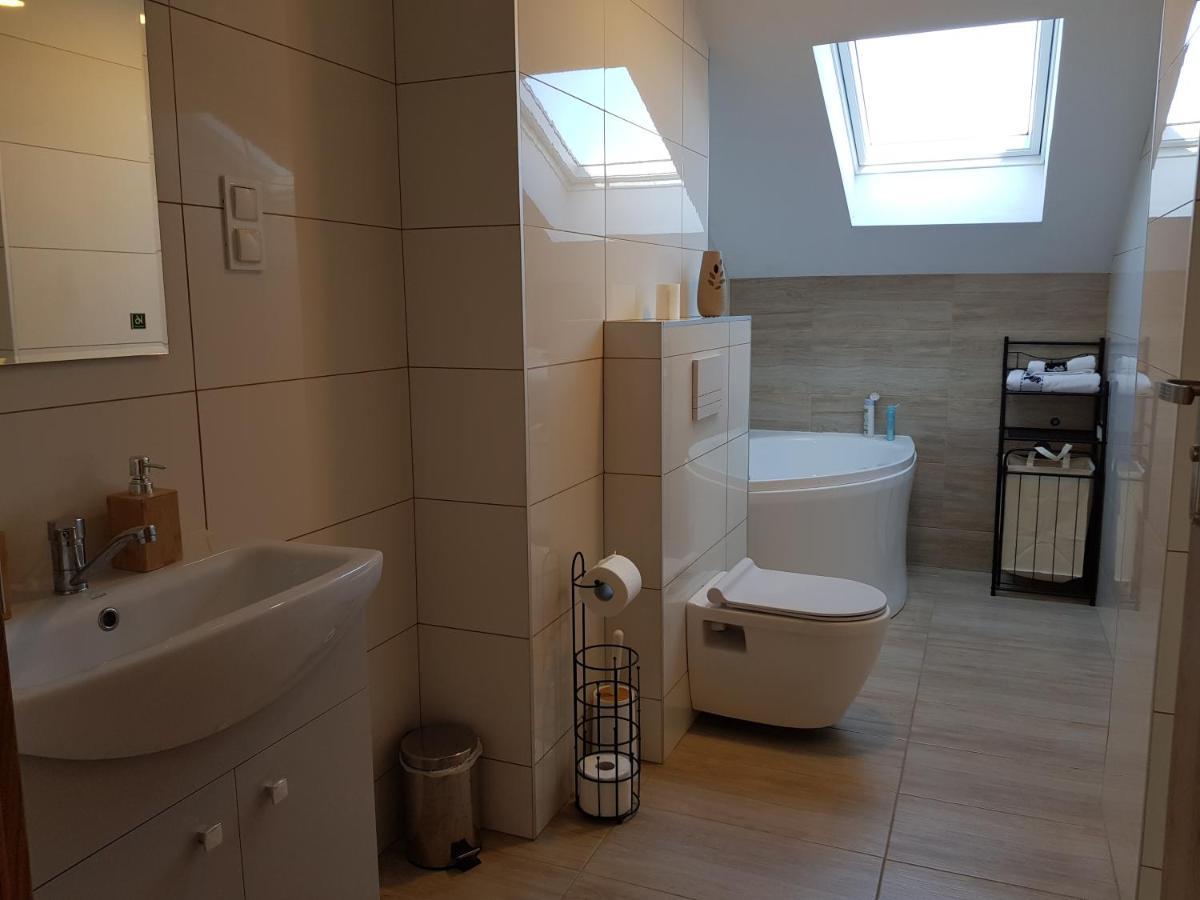 Malinowa 36 Apartamenty Chojnice Exteriör bild