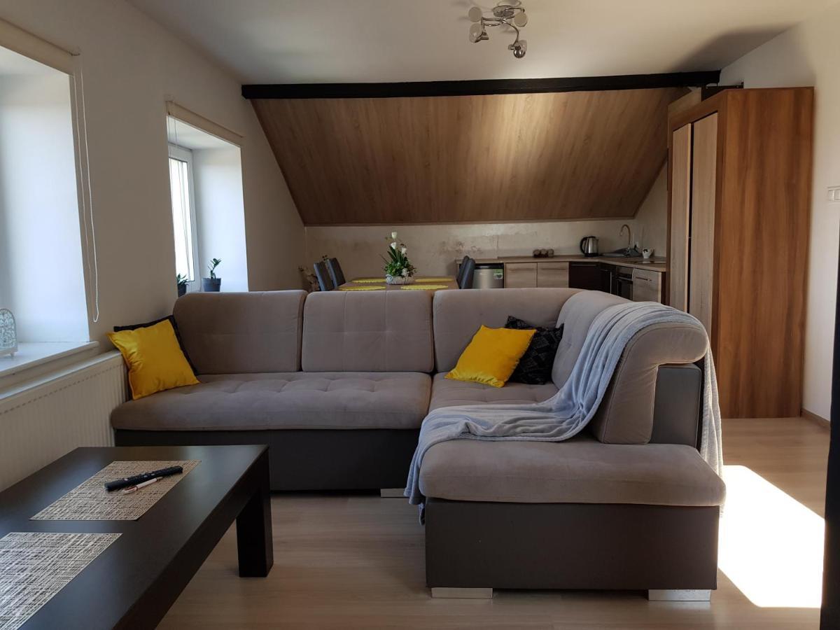 Malinowa 36 Apartamenty Chojnice Exteriör bild