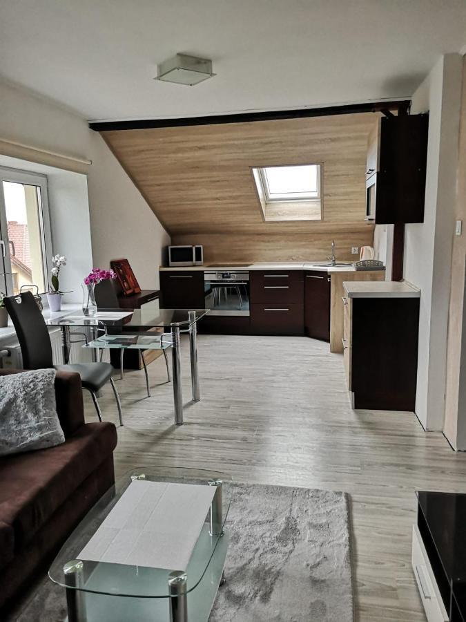 Malinowa 36 Apartamenty Chojnice Exteriör bild